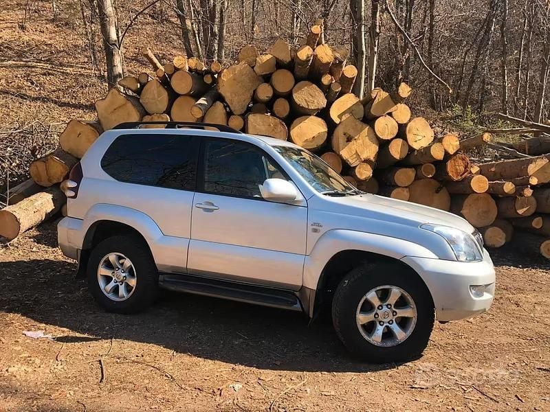 Usata Toyota Land Cruiser 163 CV (119 kW) 2003 Grigio SUV