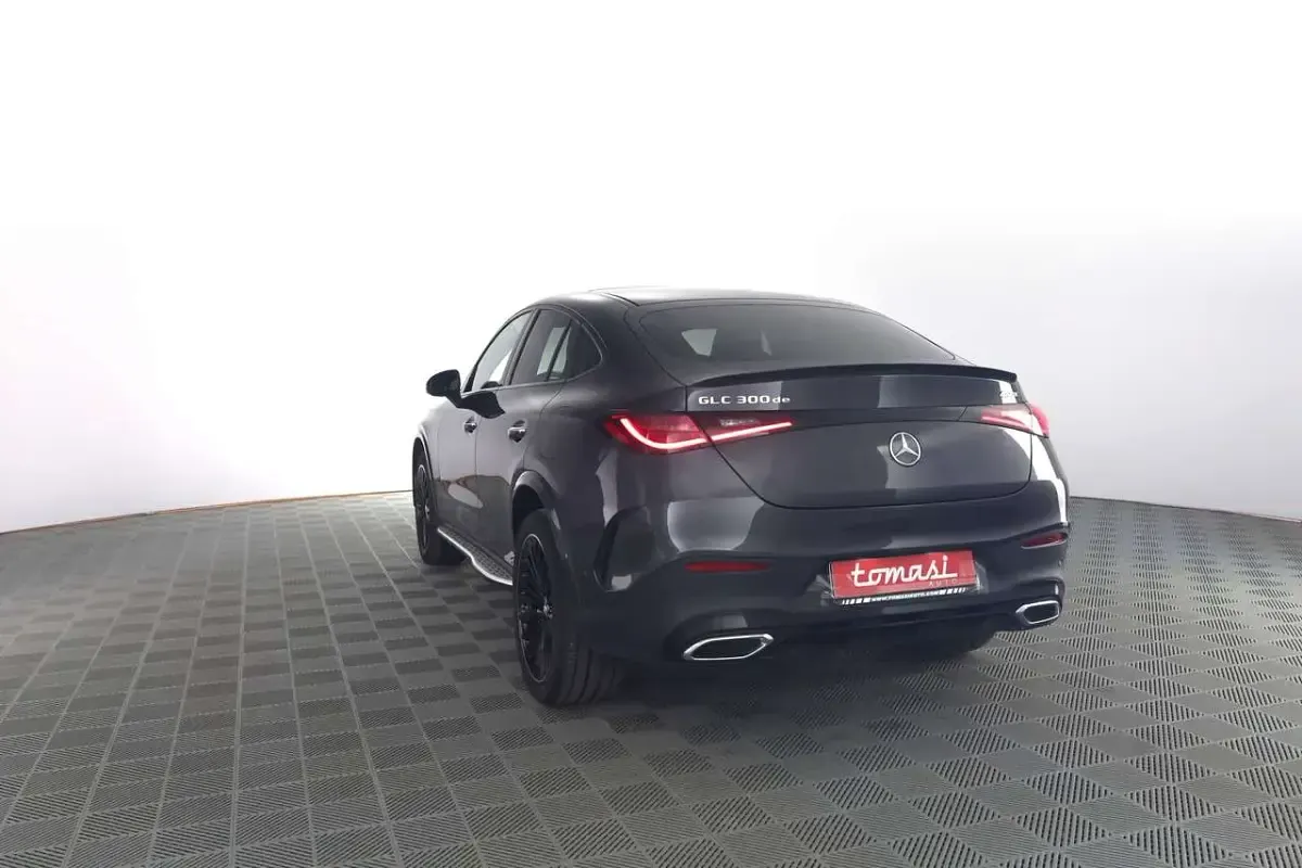 Usata Mercedes GLC300 AMG Line Premium Plus 197 CV (144 kW) 2023 Grigio grafite SUV