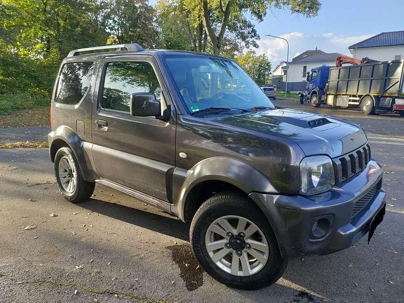 Usata Suzuki Jimny 86 CV (63 kW) 2013 Grigio SUV