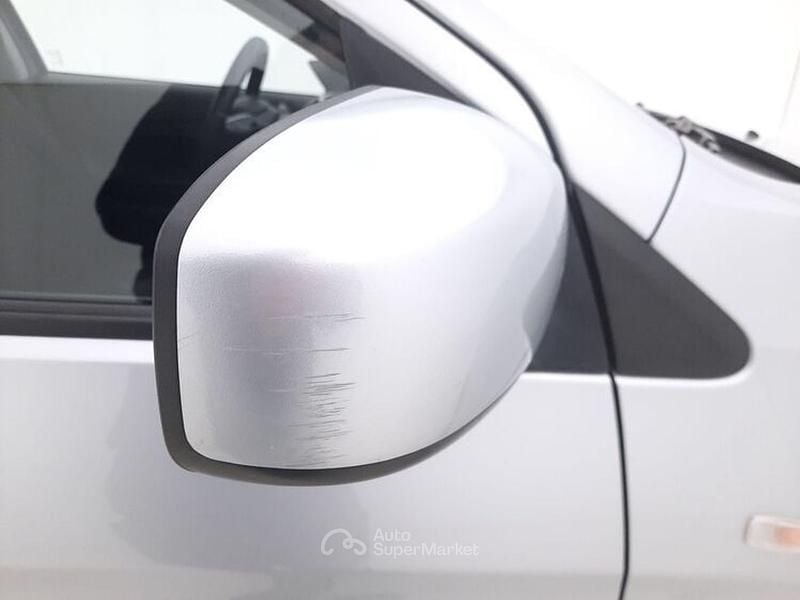 Usata Mitsubishi Space Star 71 CV (52 kW) 2022 Argento Utilitaria