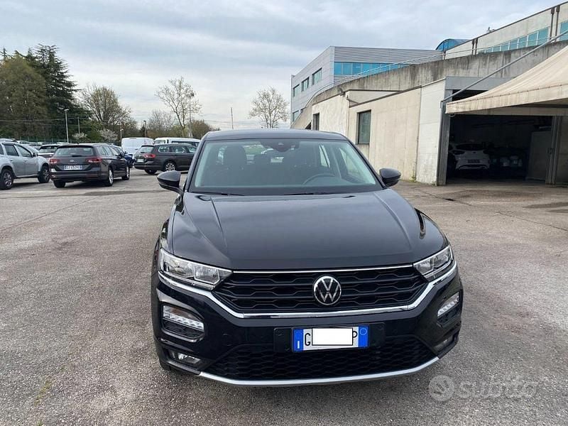 Usata VW T-Roc Style 150 CV (110 kW) 2022 Nero SUV