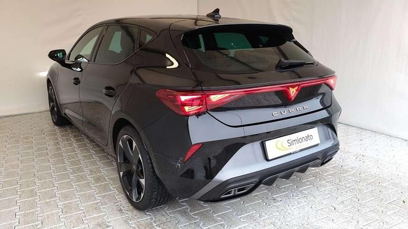 Usata Cupra Leon 150 CV (110 kW) 2025 Nero Berlina