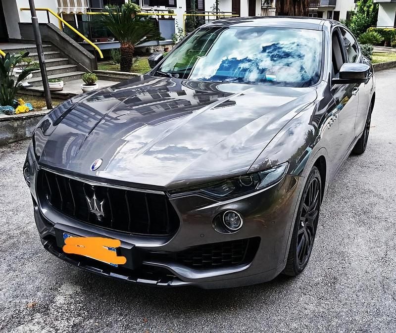 Usata Maserati Levante 430 CV (316 kW) 2016 Grigio SUV