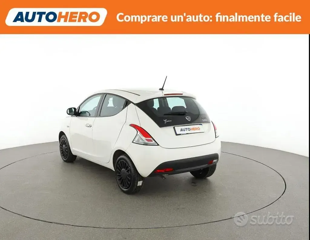 Usata Lancia Ypsilon S 69 CV (50 kW) 2022 Bianco Utilitaria