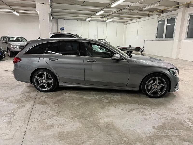 Usata Mercedes C220 Premium 169 CV (124 kW) 2014 Grigio Station wagon