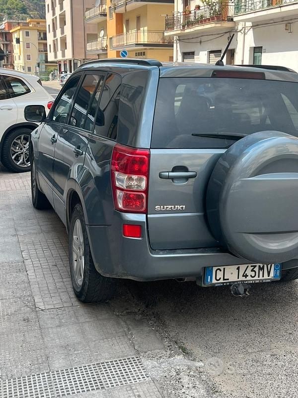 Usata Suzuki Grand Vitara 130 CV (95 kW) 2007 Grigio SUV