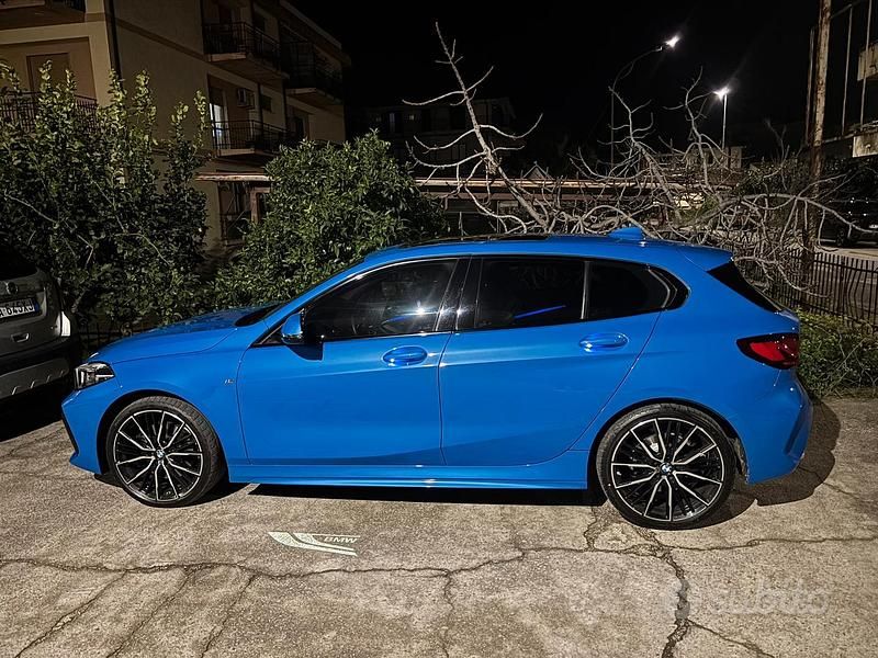 Usata BMW 120 M Sport 190 CV (139 kW) 2020 Blu Utilitaria