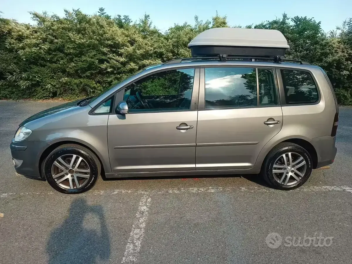Usata VW Touran 109 CV (80 kW) 2008 Grigio Monovolume
