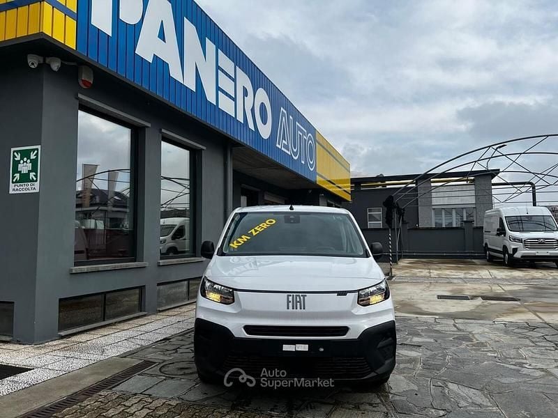 Nuova Fiat Doblò 102 CV (75 kW) 2026 Bianco Monovolume