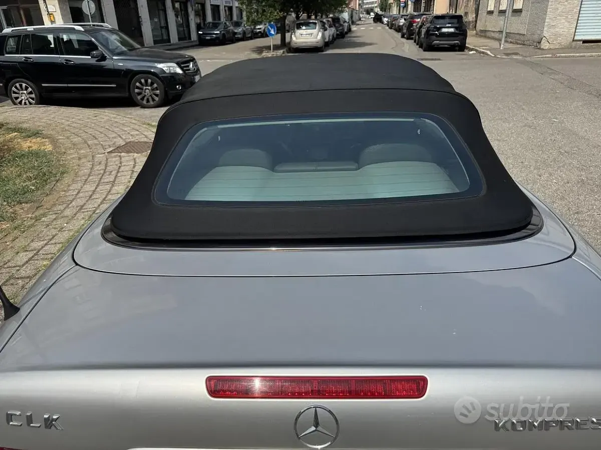 Usata Mercedes CLK200 136 CV (100 kW) 2003 Grigio Cabrio