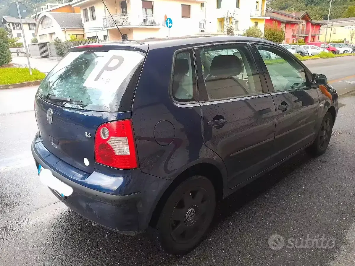 Usata VW Polo 75 CV (55 kW) 2002 Bluazzurro Berlina