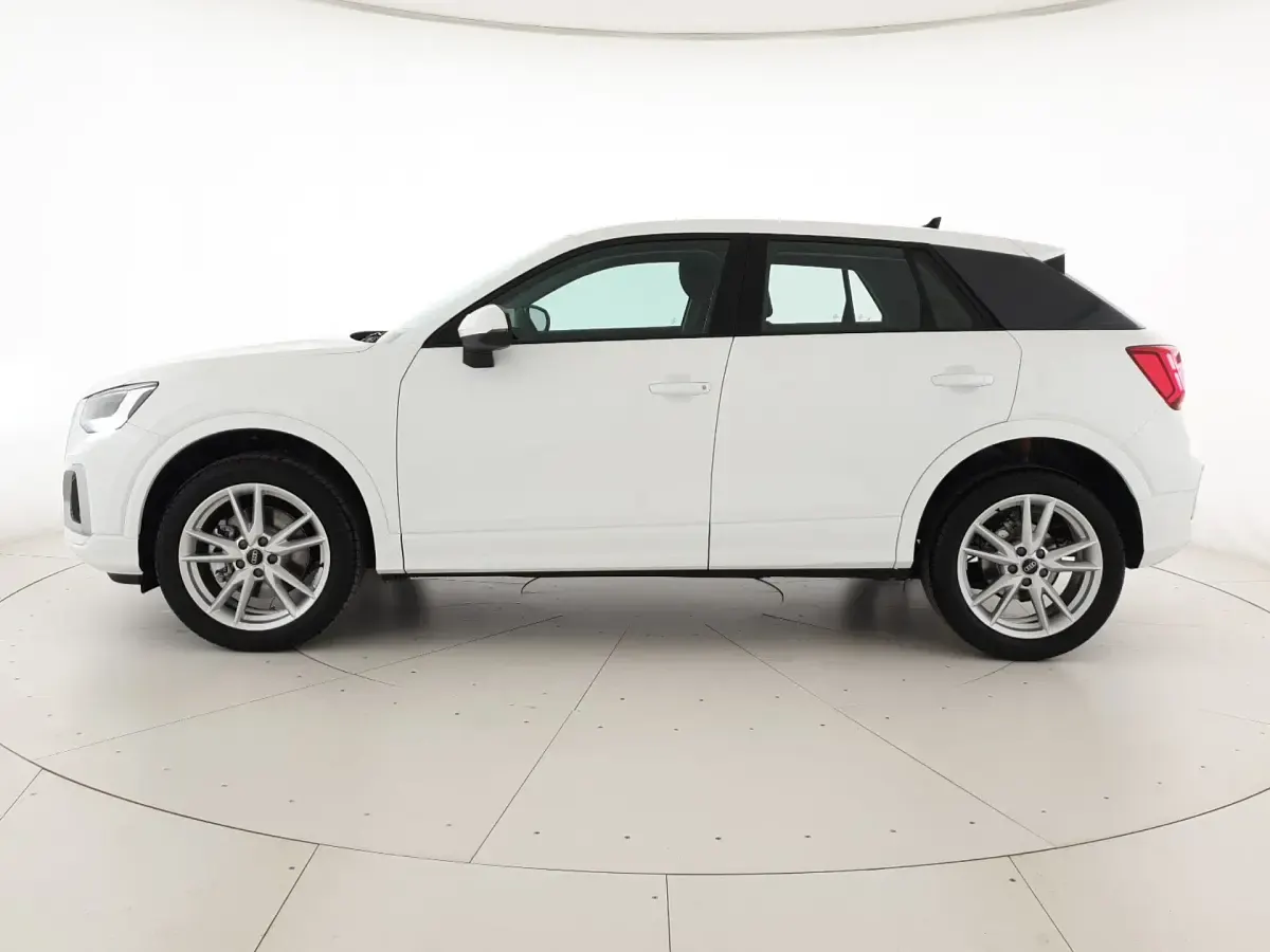 Nuova Audi Q2 Advanced 150 CV (110 kW) 2026 Bianco arkona SUV