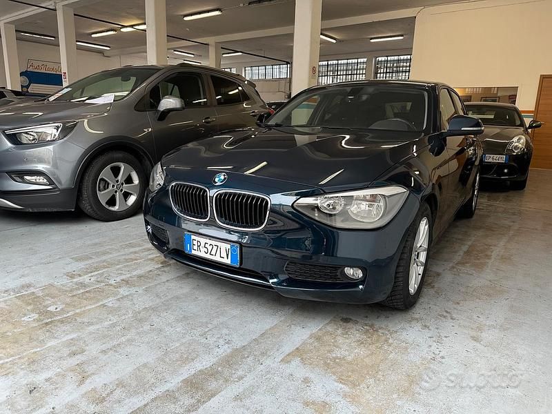 Usata BMW 116 Sport Line 136 CV (100 kW) 2013 Blu Utilitaria