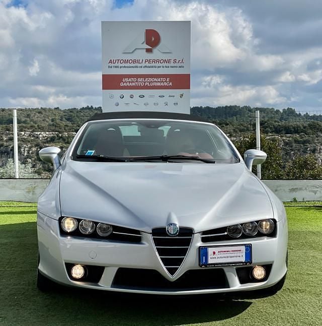 Usata Alfa Romeo Spider Exclusive 185 CV (136 kW) 2007 Argento Cabrio