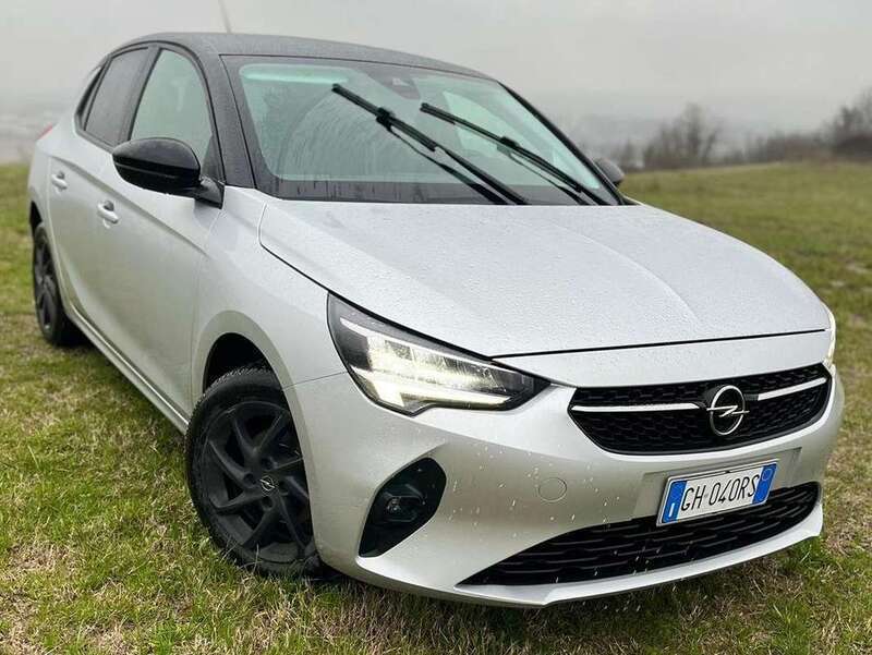 Usato 2022 Opel Corsa 1.2 Benzin 75 CV (15.900 €)