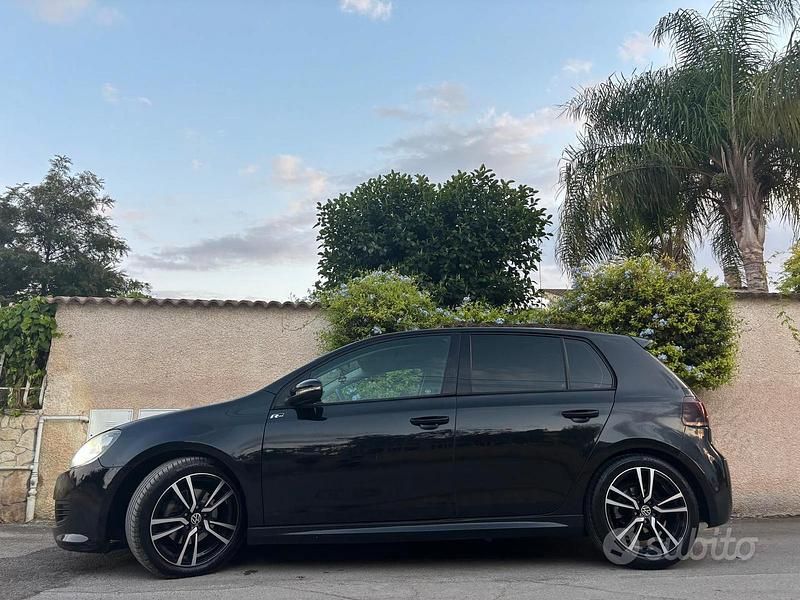 Usata VW Golf VII 122 CV (89 kW) 2012 Nero Berlina