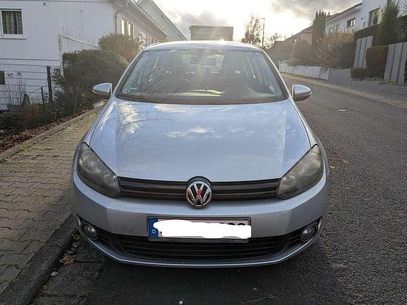 Usata VW Golf VI Comfortline 110 CV (80 kW) 2009 Argento Utilitaria