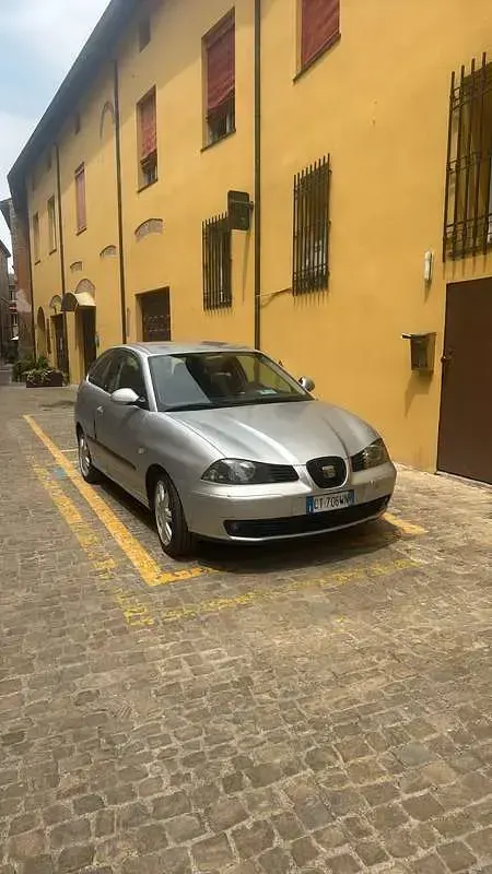 Usata Seat Ibiza Reference 75 CV (55 kW) 2005 Utilitaria