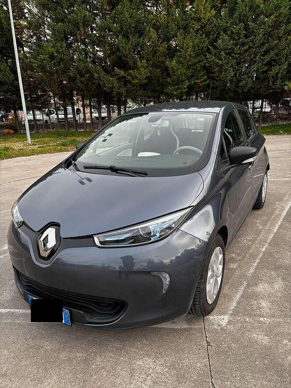 Usata Renault Zoe Life 42 kW (58 CV) 2018 Grigio Utilitaria