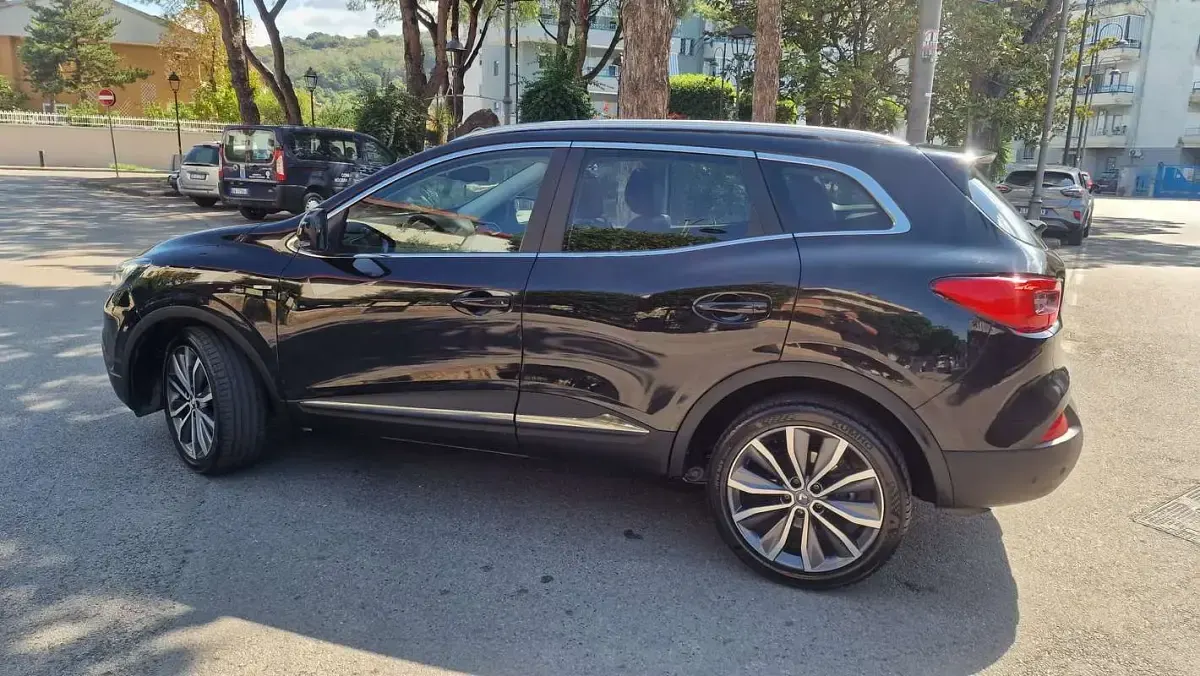 Usata Renault Kadjar Bose Edition 110 CV (80 kW) 2015 Nero SUV