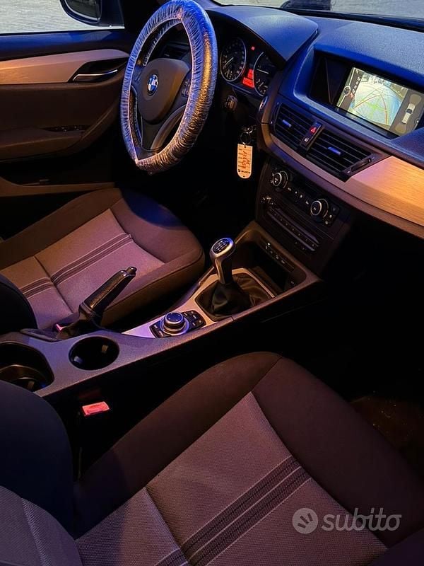 Usata BMW X1 177 CV (130 kW) 2010 Nero SUV