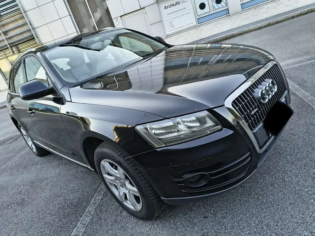 Usata Audi Q5 170 CV (125 kW) 2010 Nero SUV