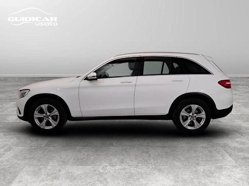 Usata Mercedes GLC220 AMG 170 CV (125 kW) 2018 Bianco SUV