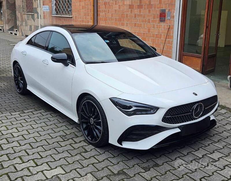 Bianco Usata 2024 Mercedes CLA200 Coupé | 37.000 € (Buon prezzo) - Immagine 1/4
