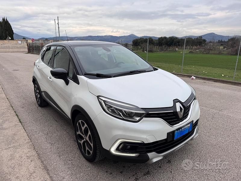 Usata Renault Captur 90 CV (66 kW) 2018 Bianco SUV