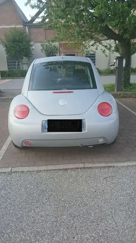 Usata VW New Beetle 102 CV (75 kW) 2003 Utilitaria