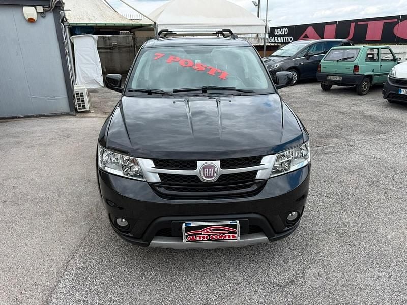 Usata Fiat Freemont 140 CV (102 kW) 2011 Nero SUV
