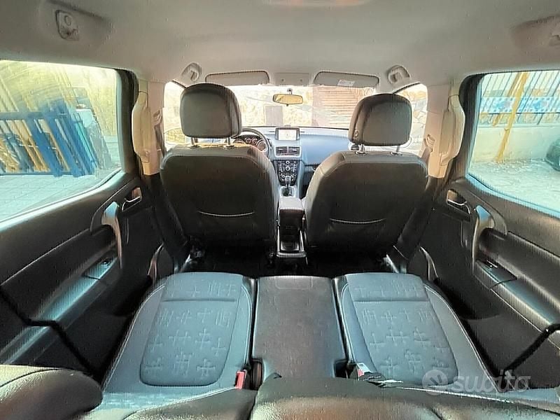 Usata Opel Meriva Cosmo 120 CV (88 kW) 2014 Bianco Monovolume