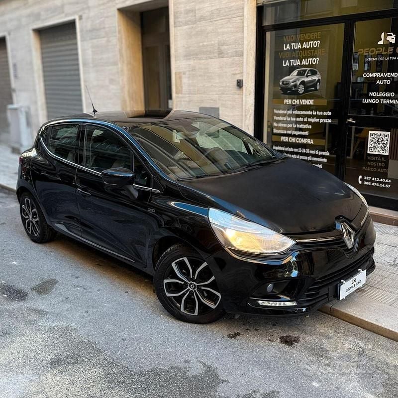 Usata Renault Clio IV Zen 75 CV (55 kW) 2018 Nero Berlina
