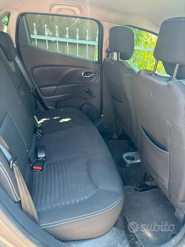 Usata Renault Clio IV 2013 Grigio Berlina