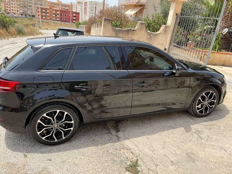 Usata Audi A3 Sport 116 CV (85 kW) 2018 Nero Berlina