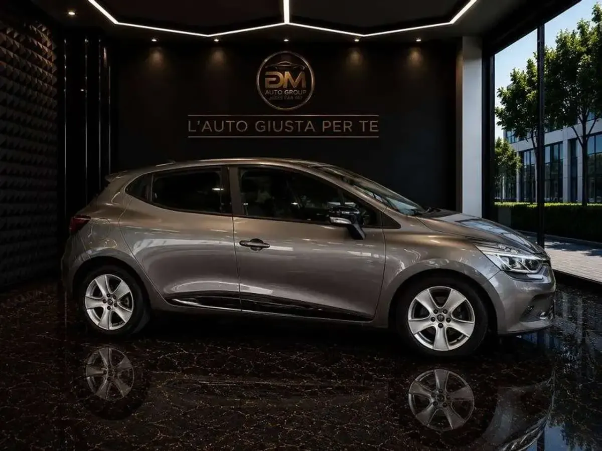 Usata Renault Clio IV 75 CV (55 kW) 2013 Argento Berlina