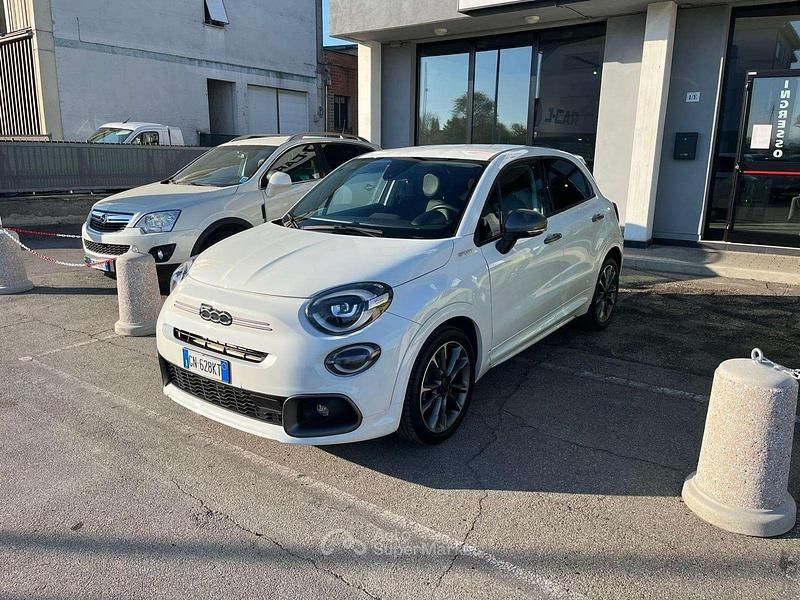 Usata Fiat 500 Sport 120 CV (88 kW) 2023 Bianco pastello Station wagon