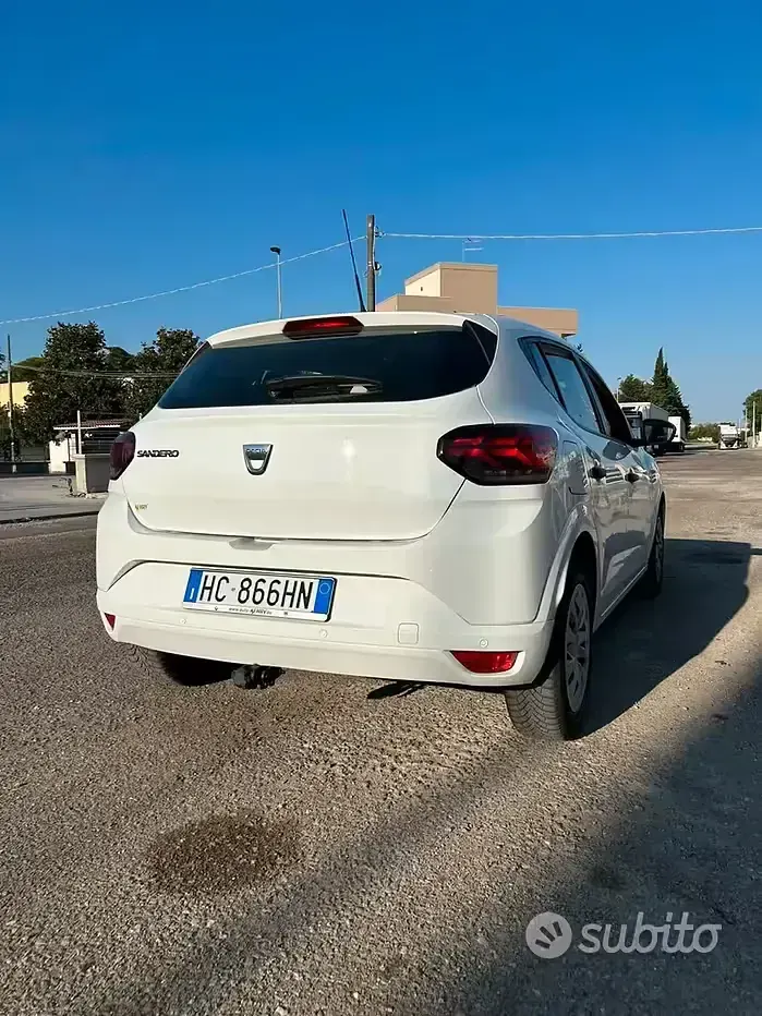 Usata Dacia Sandero 101 CV (74 kW) 2022 Bianco Berlina
