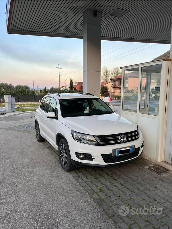 Bianco Usata 2012 VW Tiguan SUV | 10.000 € (Buon prezzo) - Immagine 1/4
