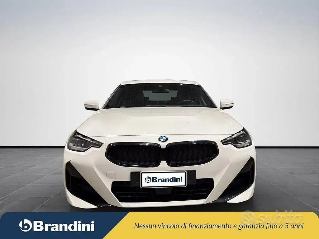 Usata BMW 230 Coupé M Sport 245 CV (180 kW) 2023 Alpine white Coupé