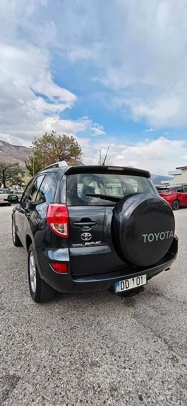 Usata Toyota RAV4 Luxury 177 CV (130 kW) 2006 Grigio SUV