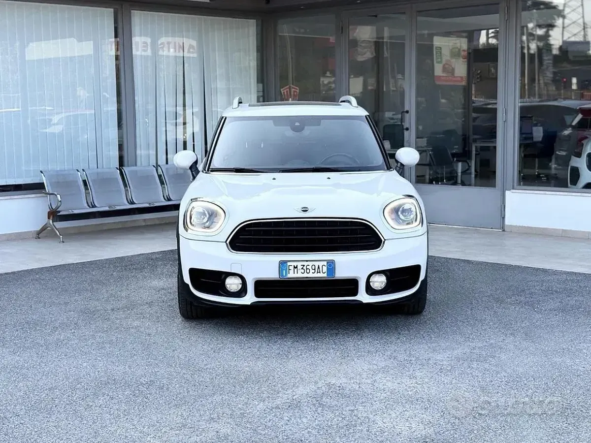 Usata Mini Cooper D Countryman Hype 150 CV (110 kW) 2017 Bianco SUV