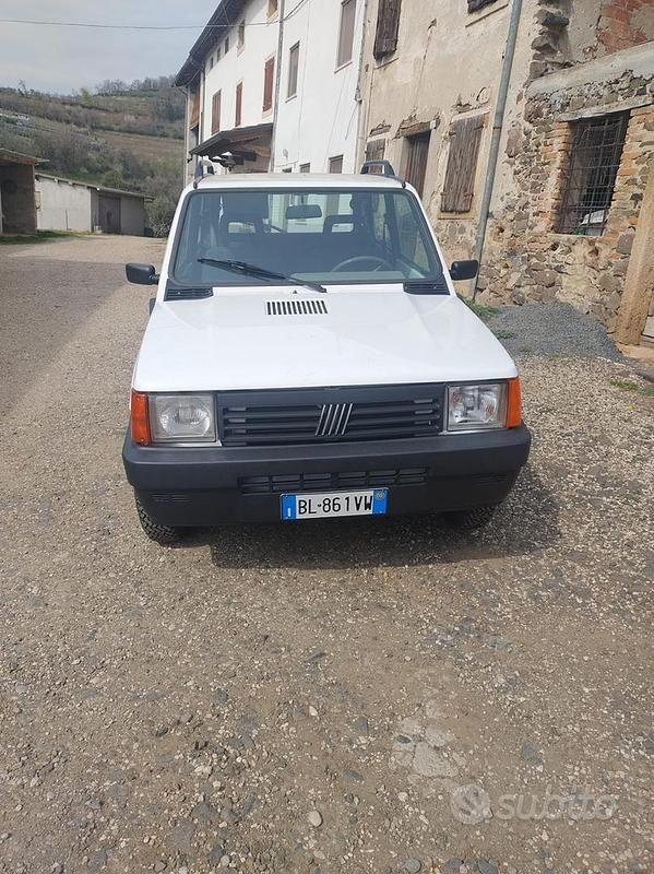 Usata Fiat Panda 4x4 Trekking 2000 Bianco Utilitaria