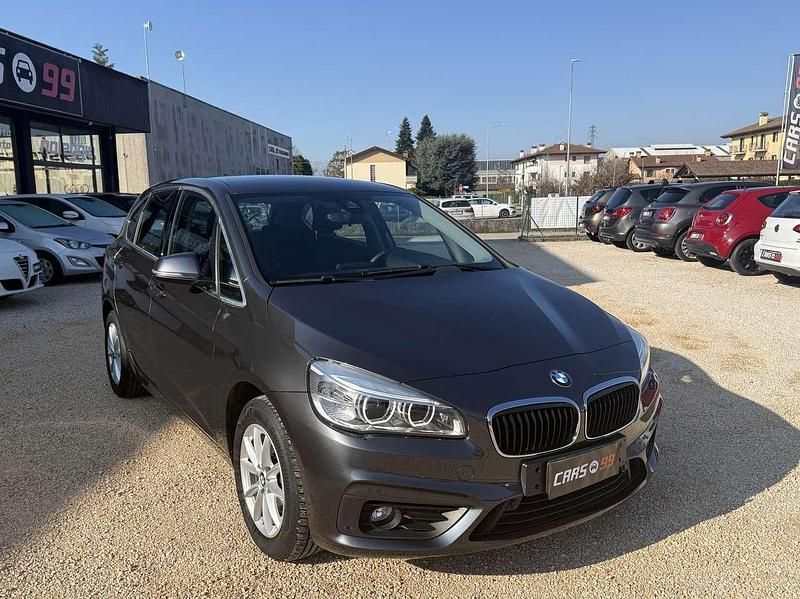 Usata BMW 218 Active Tourer Sport Line 150 CV (110 kW) 2015 Grigio Monovolume