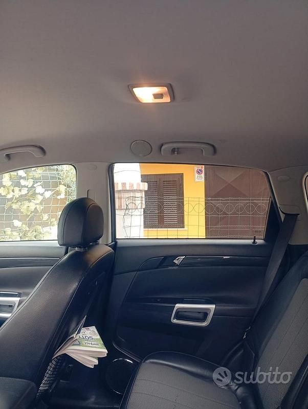 Usata Opel Antara 150 CV (110 kW) 2013 Grigio SUV