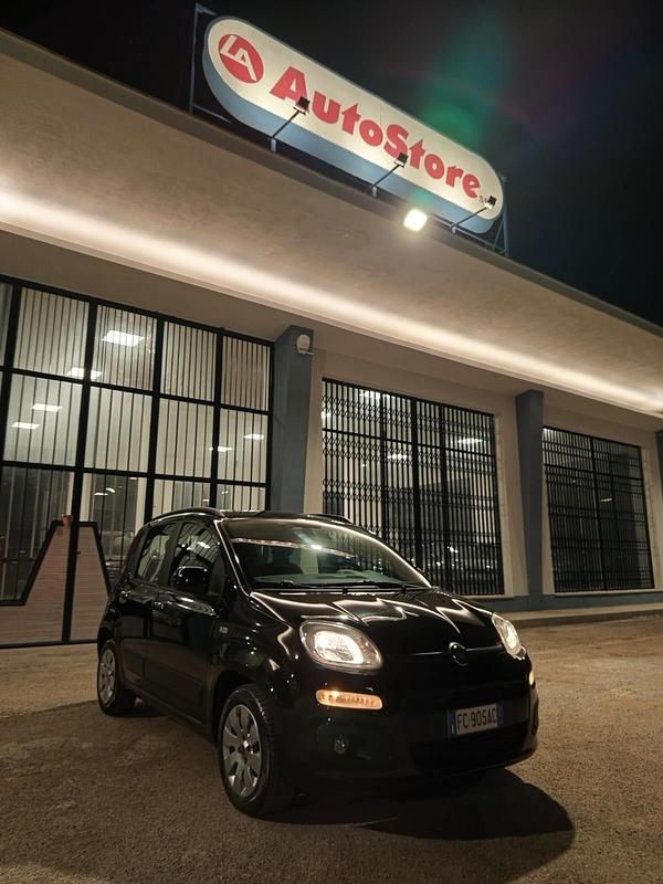 Usata Fiat Panda Easy 75 CV (55 kW) 2015 Nero Utilitaria