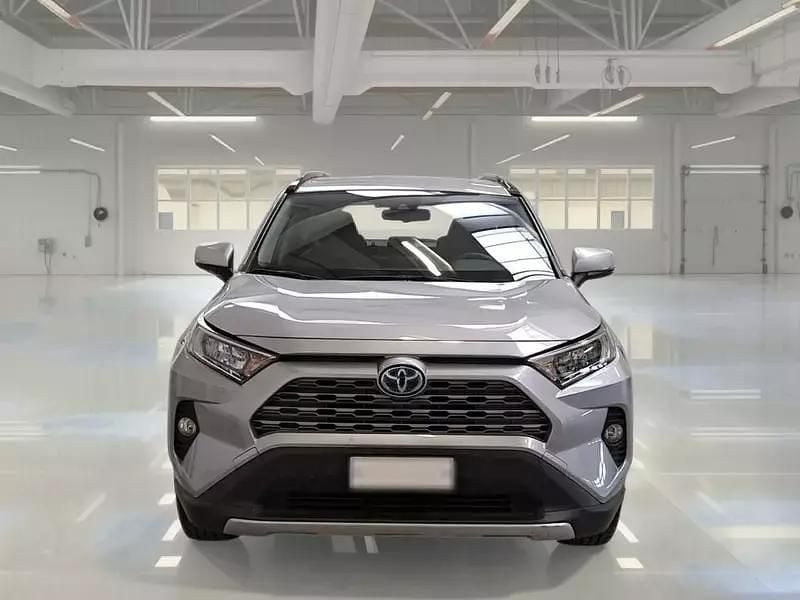 Usata Toyota RAV4 Hybrid Business Edition 178 CV (130 kW) 2021 SUV