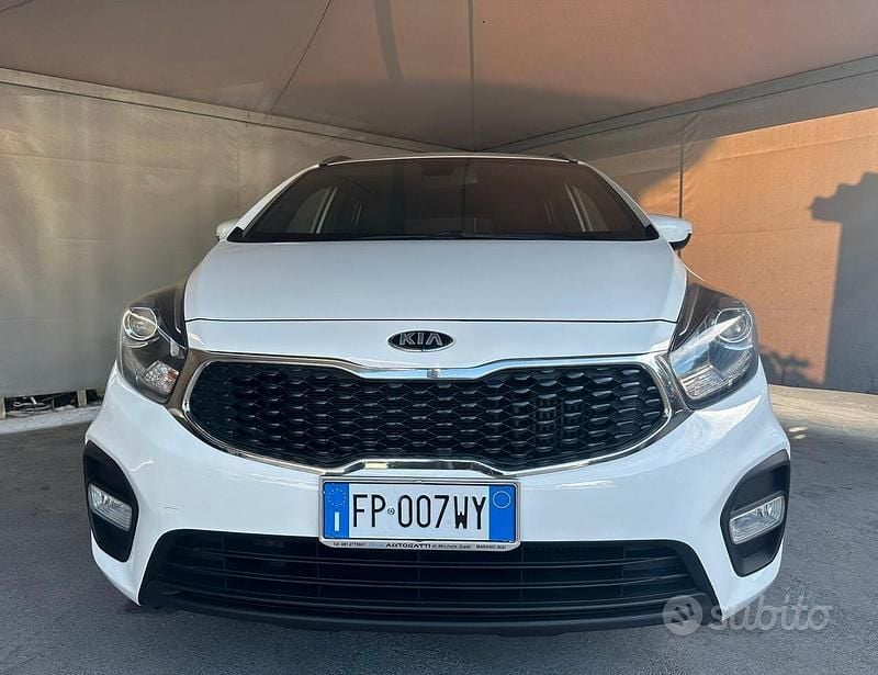 Usata Kia Carens 115 CV (84 kW) 2018 Bianco Monovolume