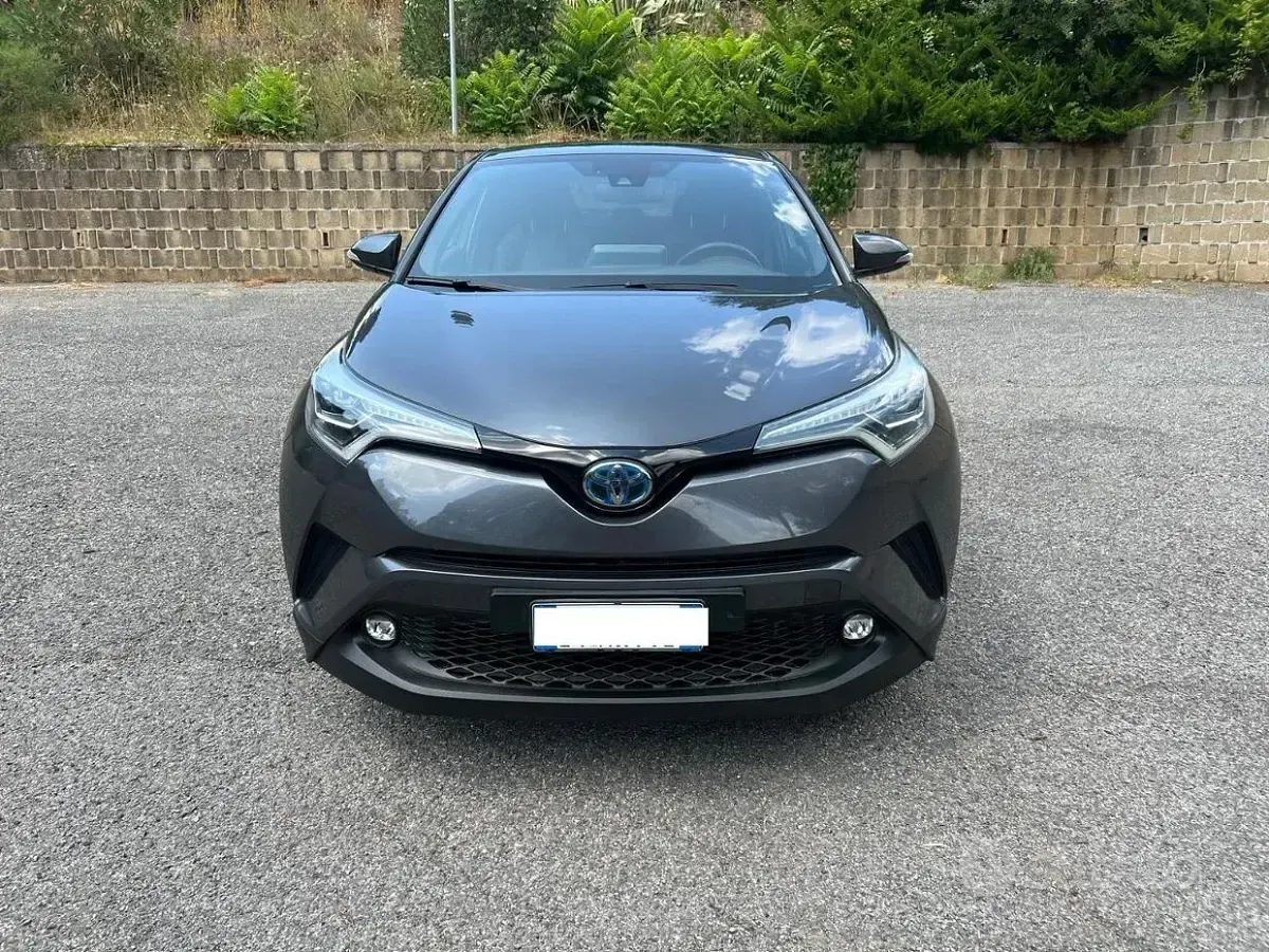 Usata Toyota C-HR Lounge 98 CV (72 kW) 2019 Grigio SUV