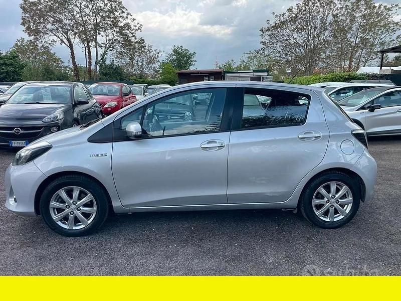 Usata Toyota Yaris 75 CV (55 kW) 2014 Other Utilitaria